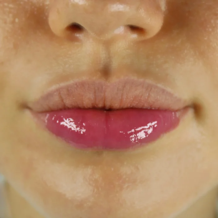 Color Changing Lip Oil - Image 4